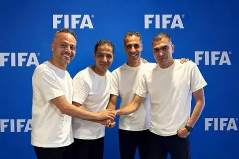 استعدادًا لكأس العالم.. رباعي التحكيم المصري يغادر القاهرة